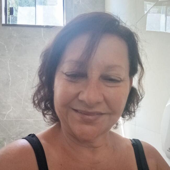 Babysitter in Aparecida de Goiânia: Rosimery