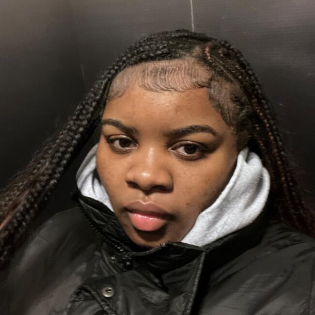 Babysitter in New York: Sanaa