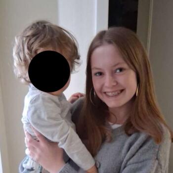 Babysitter in Ver-sur-Mer: Lisa