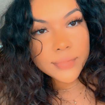 Babysitter in Dallas: Jazmin