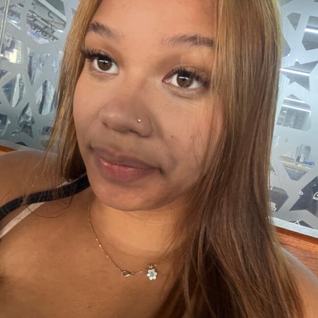 Babysitter in Brasília: Bruna
