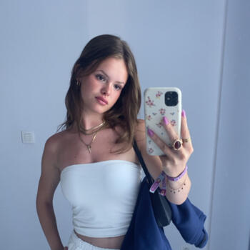 Babysitter in Westerlo: Roos