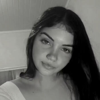 Babysitter in Canoas: Laiana