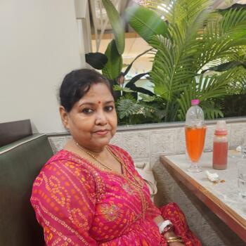 Babysitting job in Varanasi: babysitting job Isha