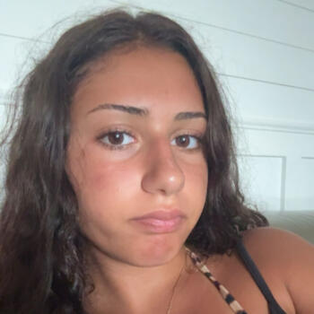 Babysitter in Gold Coast: Chloe