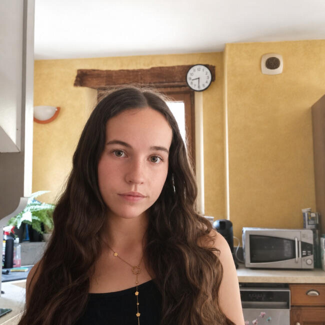 Babysitter in Rennes: Aurianne