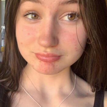Babysitter in Surrey: Cassie