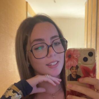 Babysitter in Poitiers: Camille