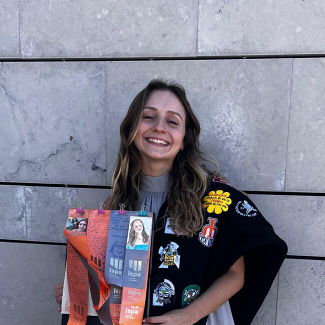 Babysitter em Almada: Mariana