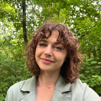 Babysitter Christchurch: Deimantė