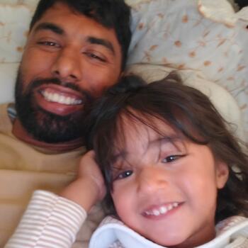 Babysitting job in Sydney: babysitting job Rezwan