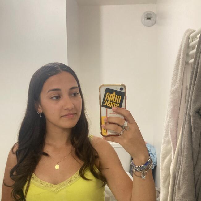 Babysitter in Créon: Rozenn