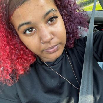 Babysitter in Muskegon: Nevaeh