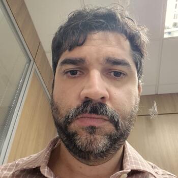 Babysitting job in Brasília: babysitting job Renato