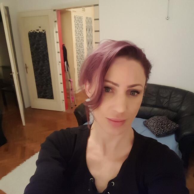 Babysitter in Zagreb: Petra