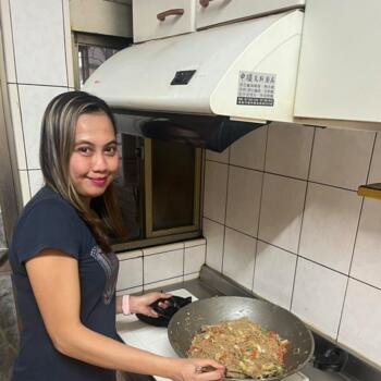 Babysitter in Taoyuan: Christine
