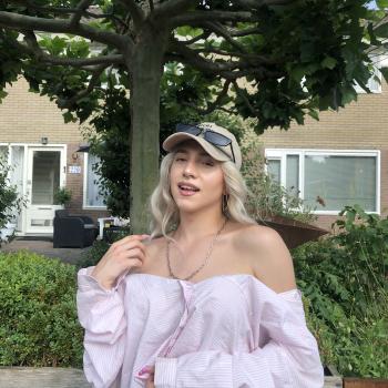 Babysitter Almere Stad: F.L.