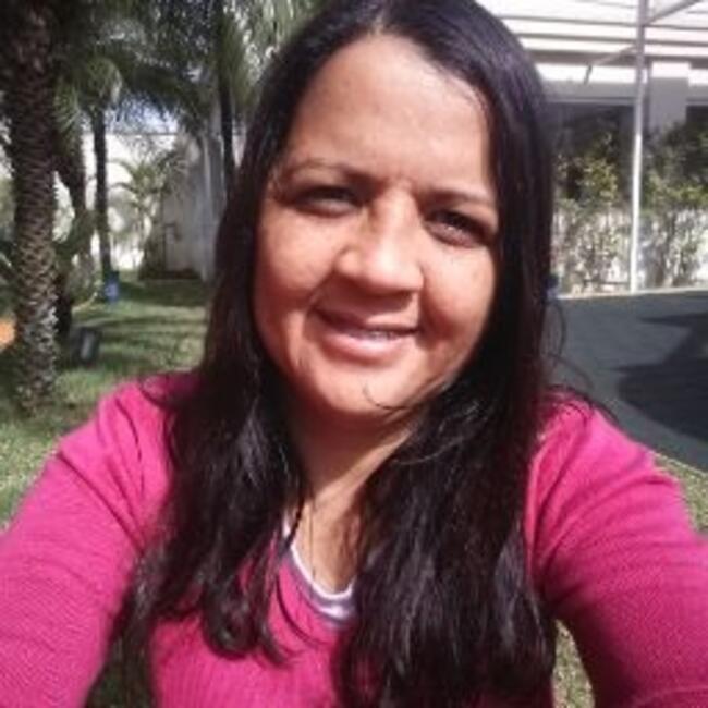Babysitter in São Paulo: Eliane