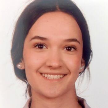 Babysitter in Irun: Claudia