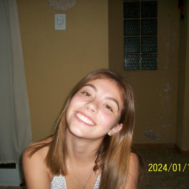 Babysitter in Rosario: Agustina