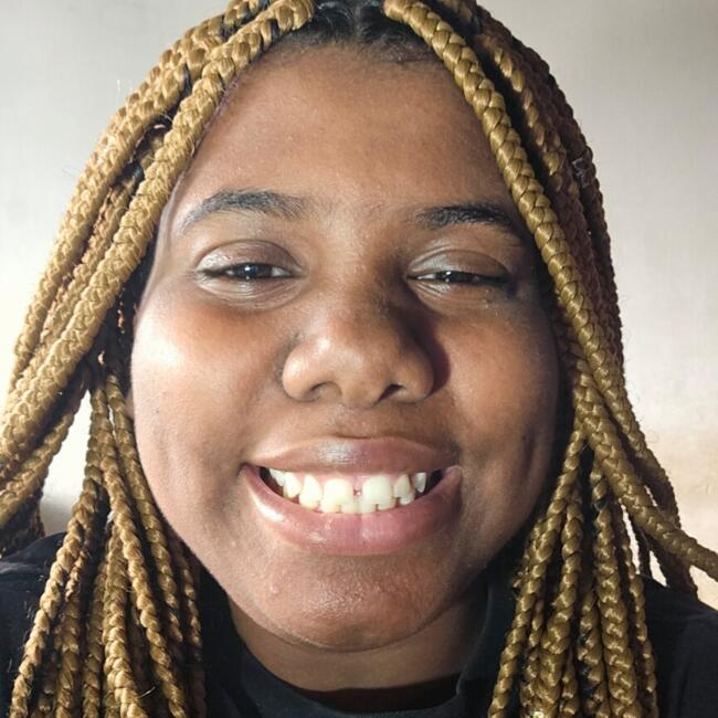 Babysitter in Belford Roxo: Rebeca