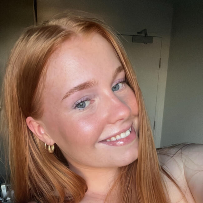 Babysitter in Geelong: Molly