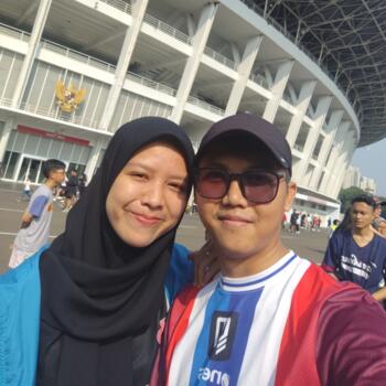 Lowongan pekerjaan babysitting di Jakarta: lowongan pekerjaan babysitter Krisna