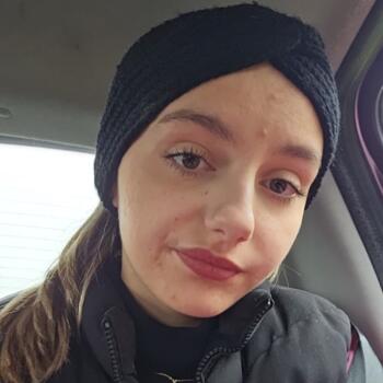 Babysitter in Poilly-lez-Gien: Ilonnah