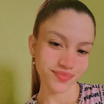 Babysitter in Arraiján: Greyni