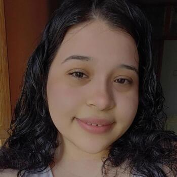 Babysitter in Puertollano: Liz