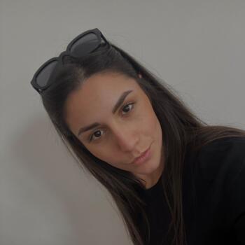 Babysitter a Comano: Angela