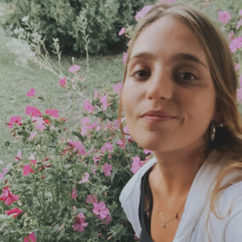 Babysitter Santiago: Renata