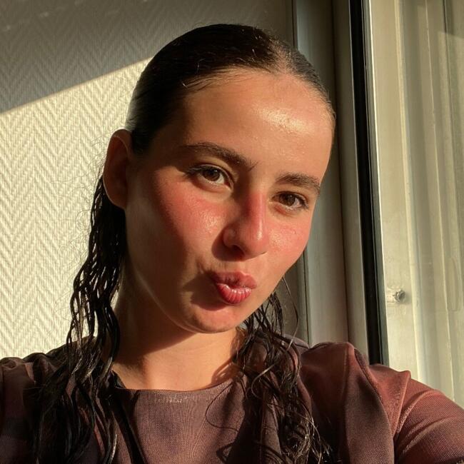 Babysitter in Grenoble: Sirine