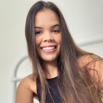Auklė Liuksemburgas: Estéfani