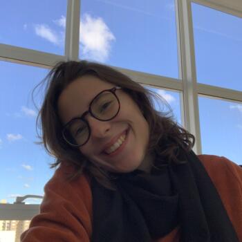 Babysitter in Caxias do Sul: Rúbia