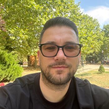 Job de babysitting în Bacău: Viorel