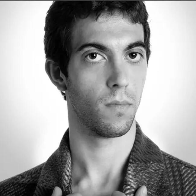 Canguro en Granada: Rafael Jesús