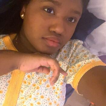 Babysitter in La Celle-Saint-Cloud: Mylonne