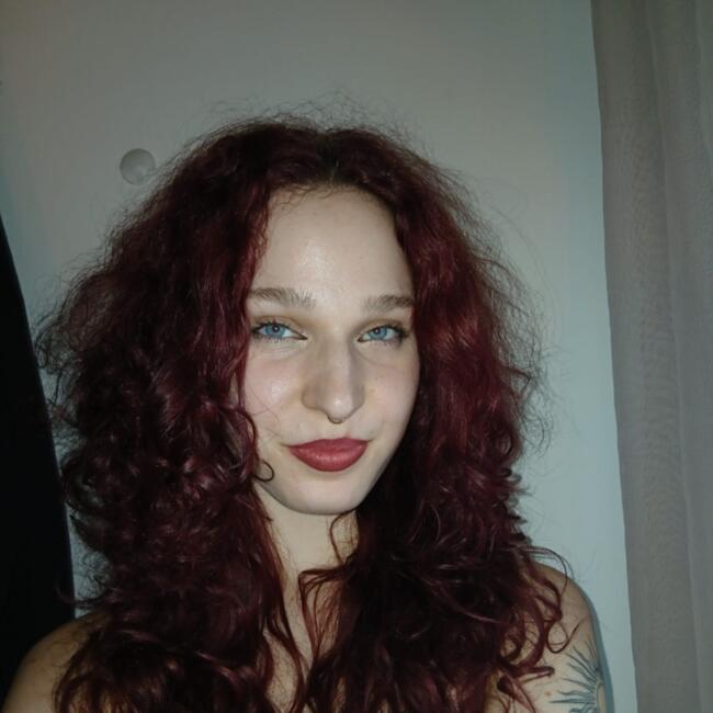 Babysitter in Grambach: Carina