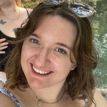 Babysitter in Saint-Andiol: Camille