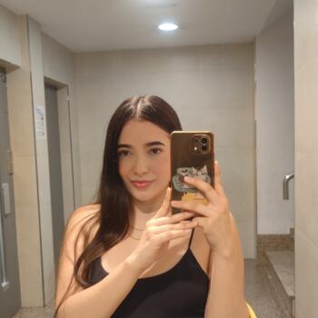 Babysitter in Granollers: Karen