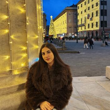 Babysitter in Genoa: Lucia