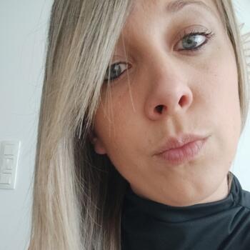 Babysitter in Bastenaken: Laurie