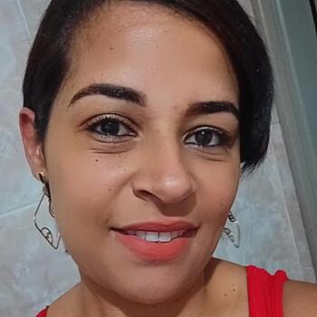 Emprego de babá em São Carlos: trabalho de babá Carla