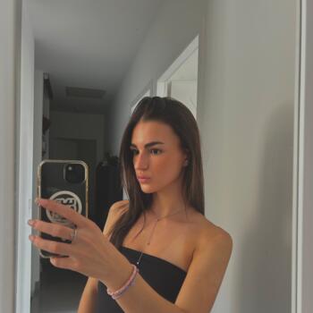 Babysitter in Colomars: Louane