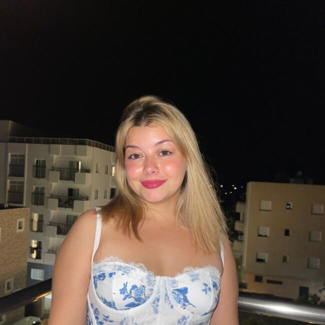 Babysitter in Barcelona: Alba