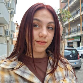 Babysitter in Pesche: Iara Sofia