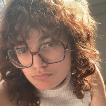 Babysitter in Le Havre: Louise