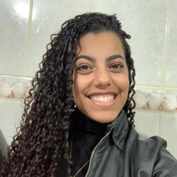 Babysitter in Campinas: Larissa