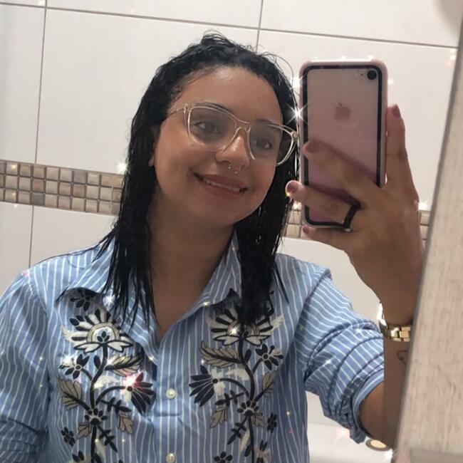 Babá em Cajamar: Vitoria